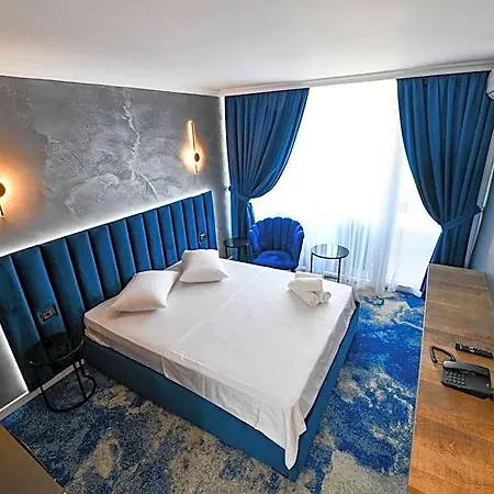 Topaz 4* Cap Aurora Constanţa